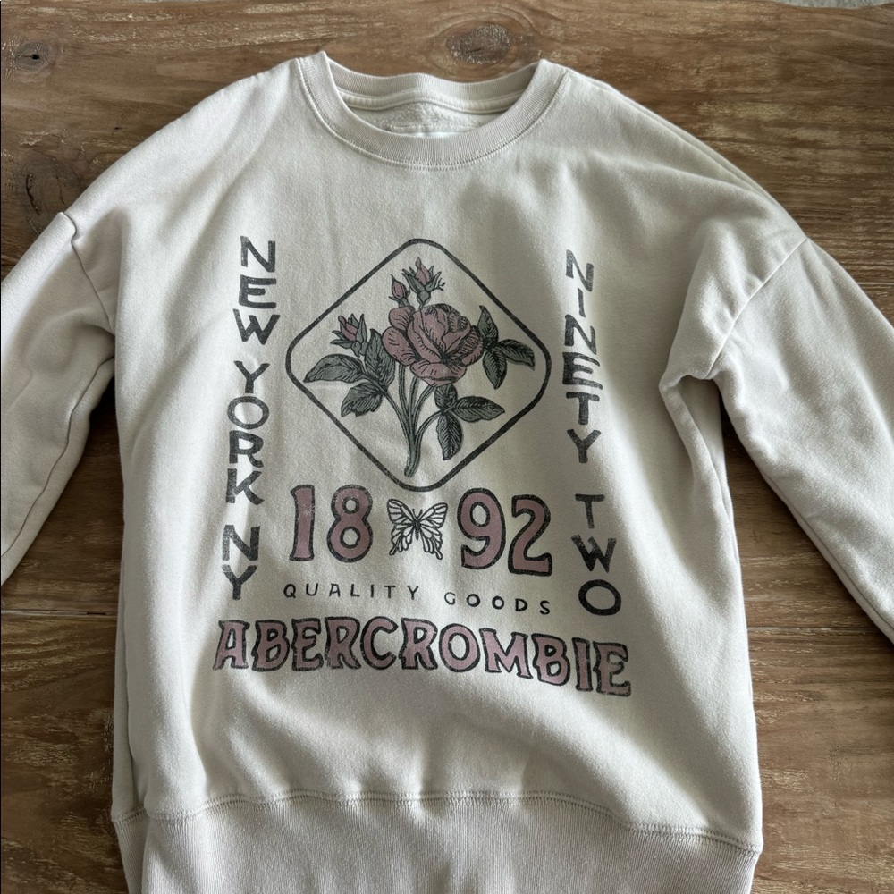 GIRLS ABERCROMBIE SWEATER